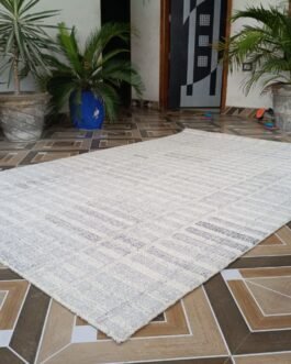 Contemporary Grey & Beige Checkered Area Rug – Soft Modern Carpet for Living Room, Bedroom, and Office (5×7 ft approx.)